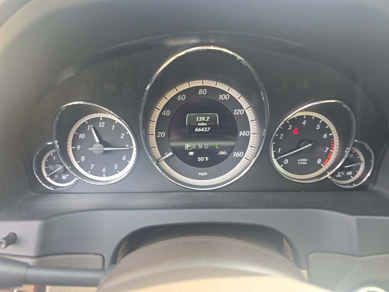 MERCEDES-BENZ E-CLASS - 9