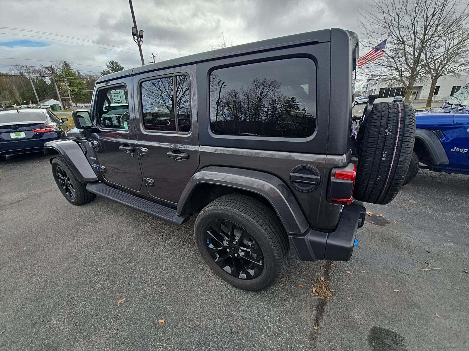 2022 Jeep Wrangler Unlimited 4xe Sahara AWD