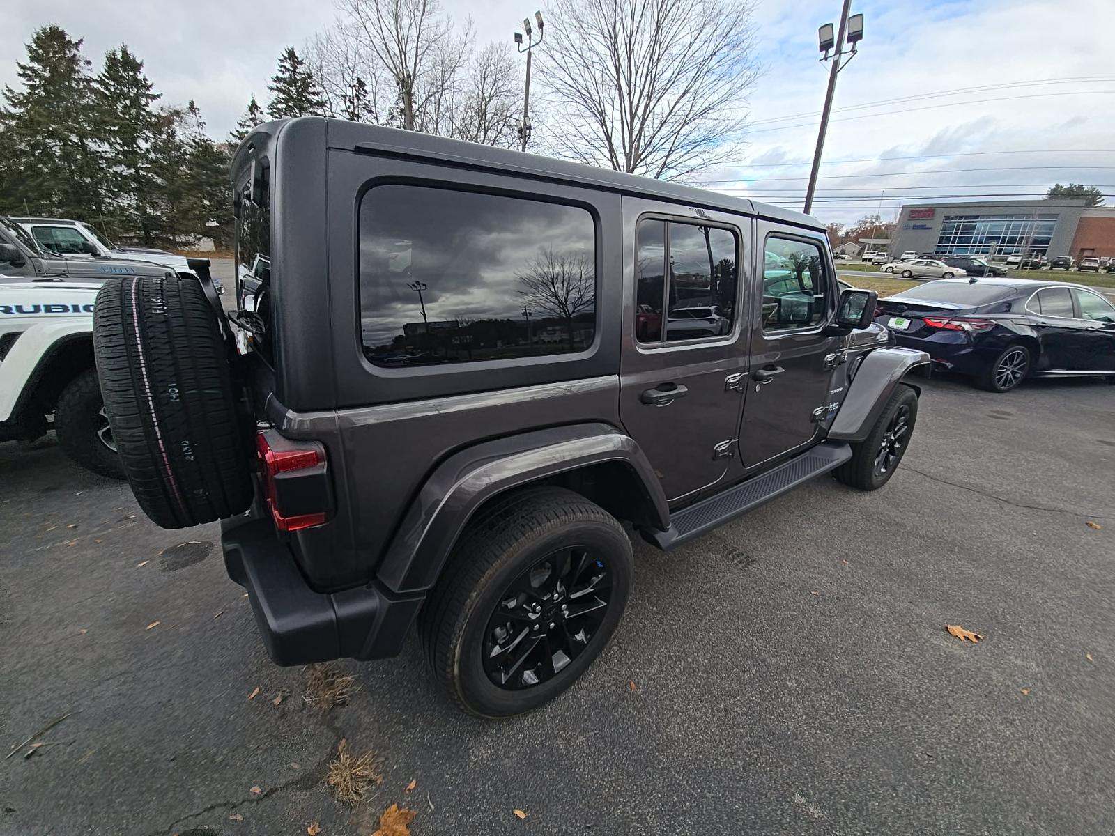 2022 Jeep Wrangler Unlimited 4xe Sahara AWD
