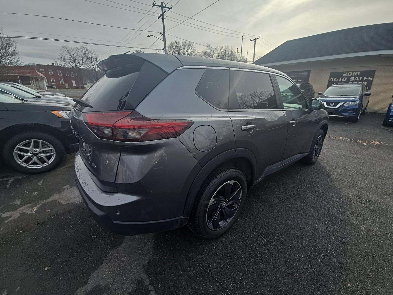 2025 Nissan Rogue SV AWD