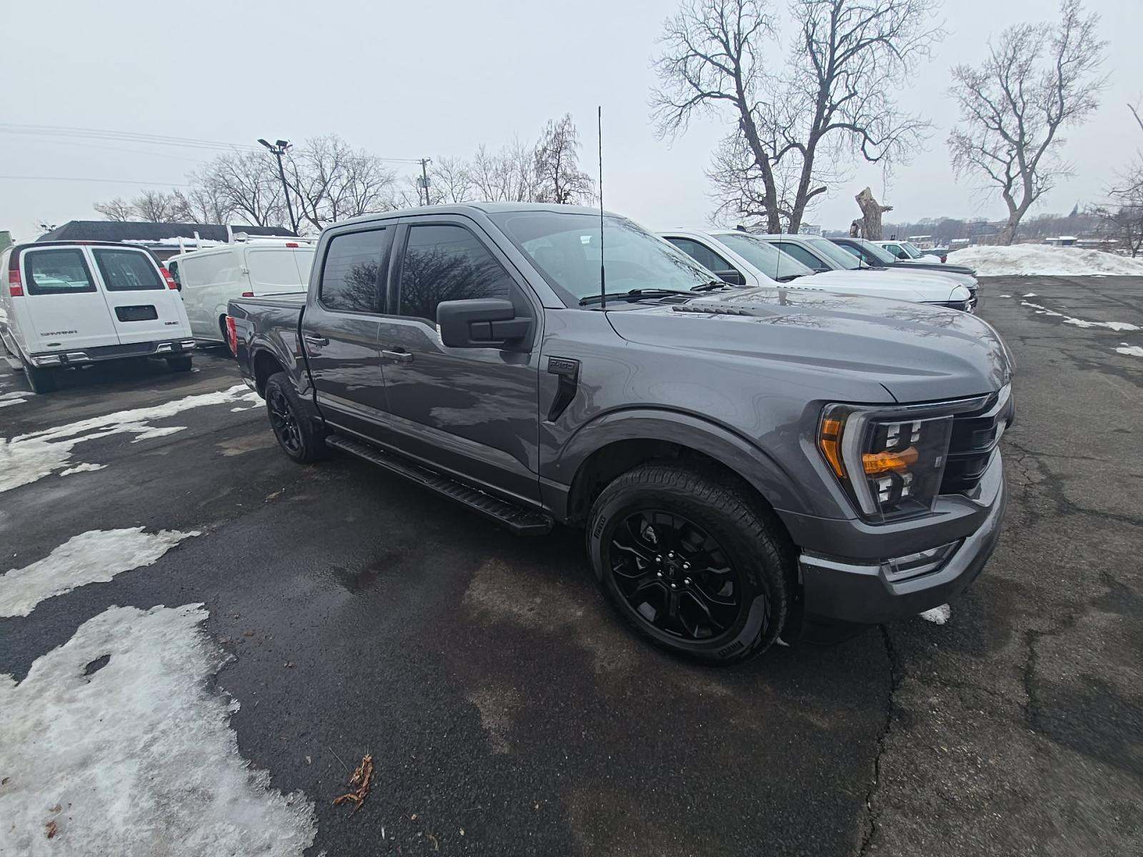 2023 Ford F-150 XLT AWD