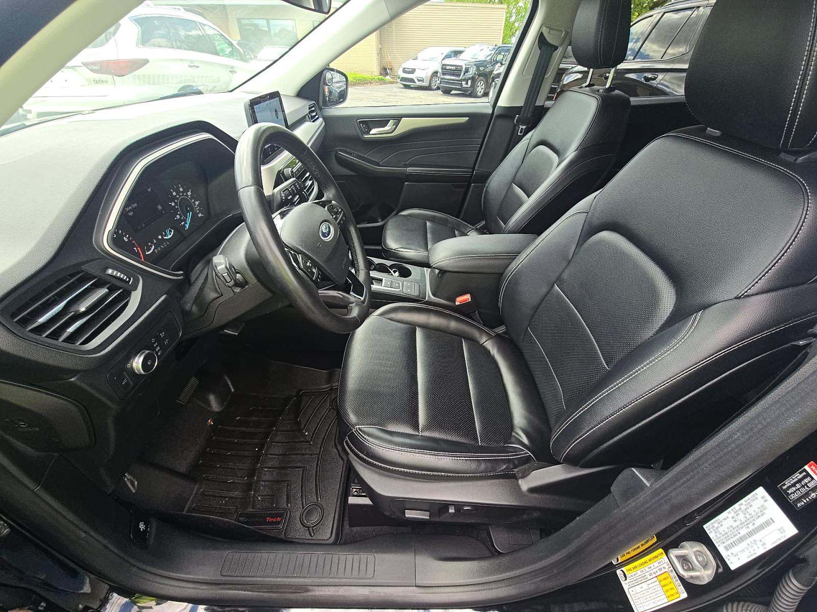 FORD ESCAPE - 6