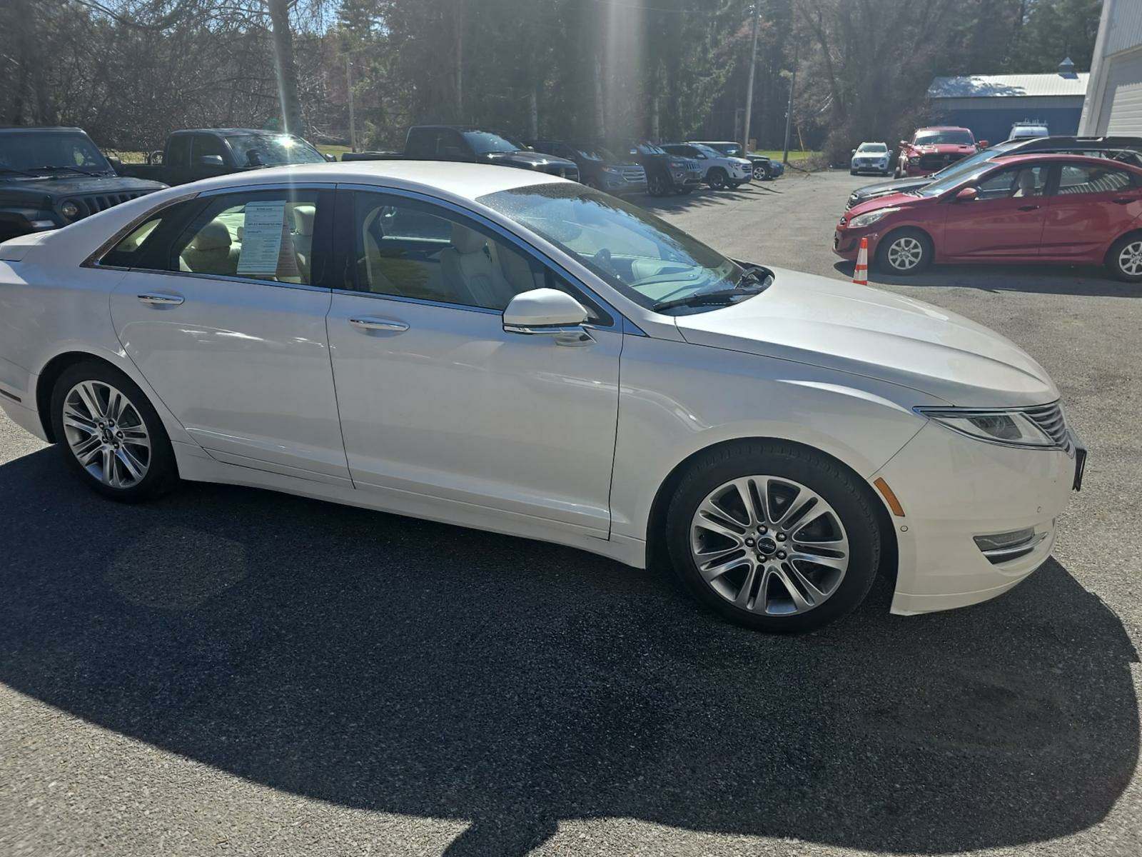 2014 Lincoln MKZ Hybrid FWD