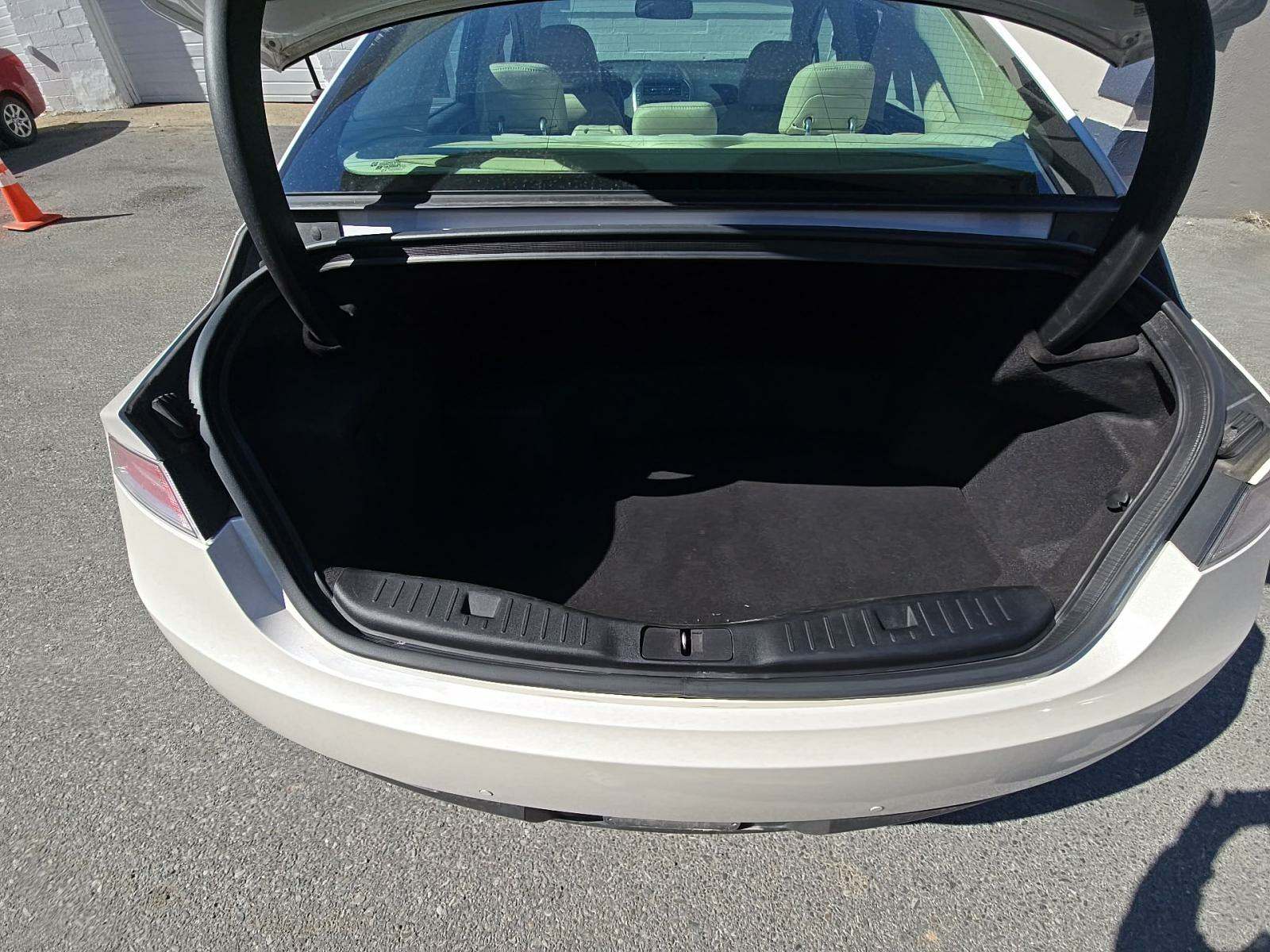 2014 Lincoln MKZ Hybrid FWD