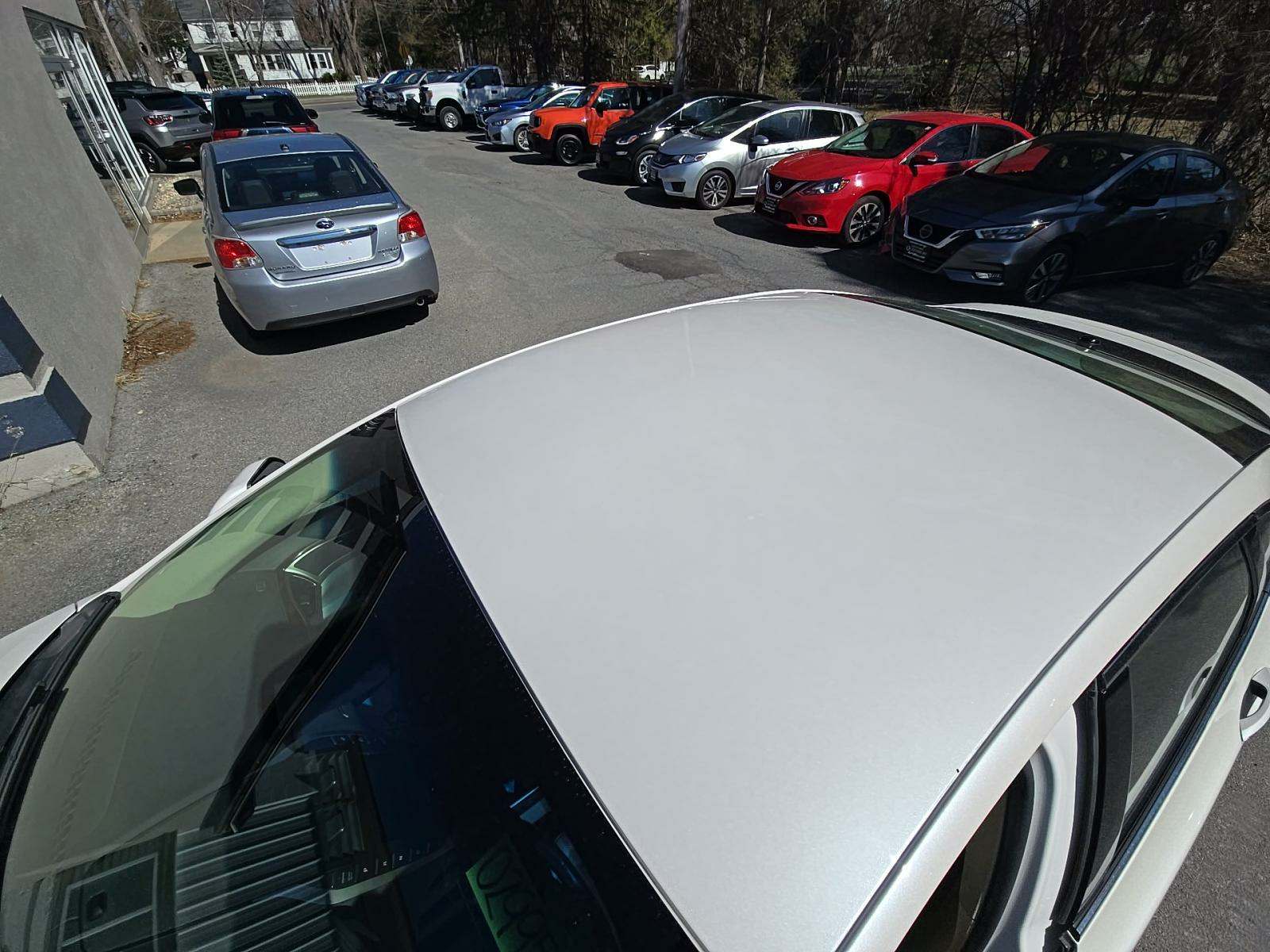 2014 Lincoln MKZ Hybrid FWD