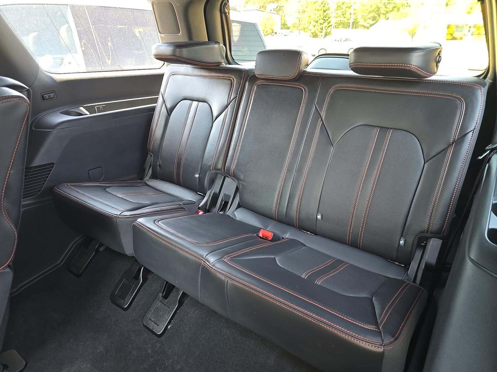 FORD EXPEDITION - 10