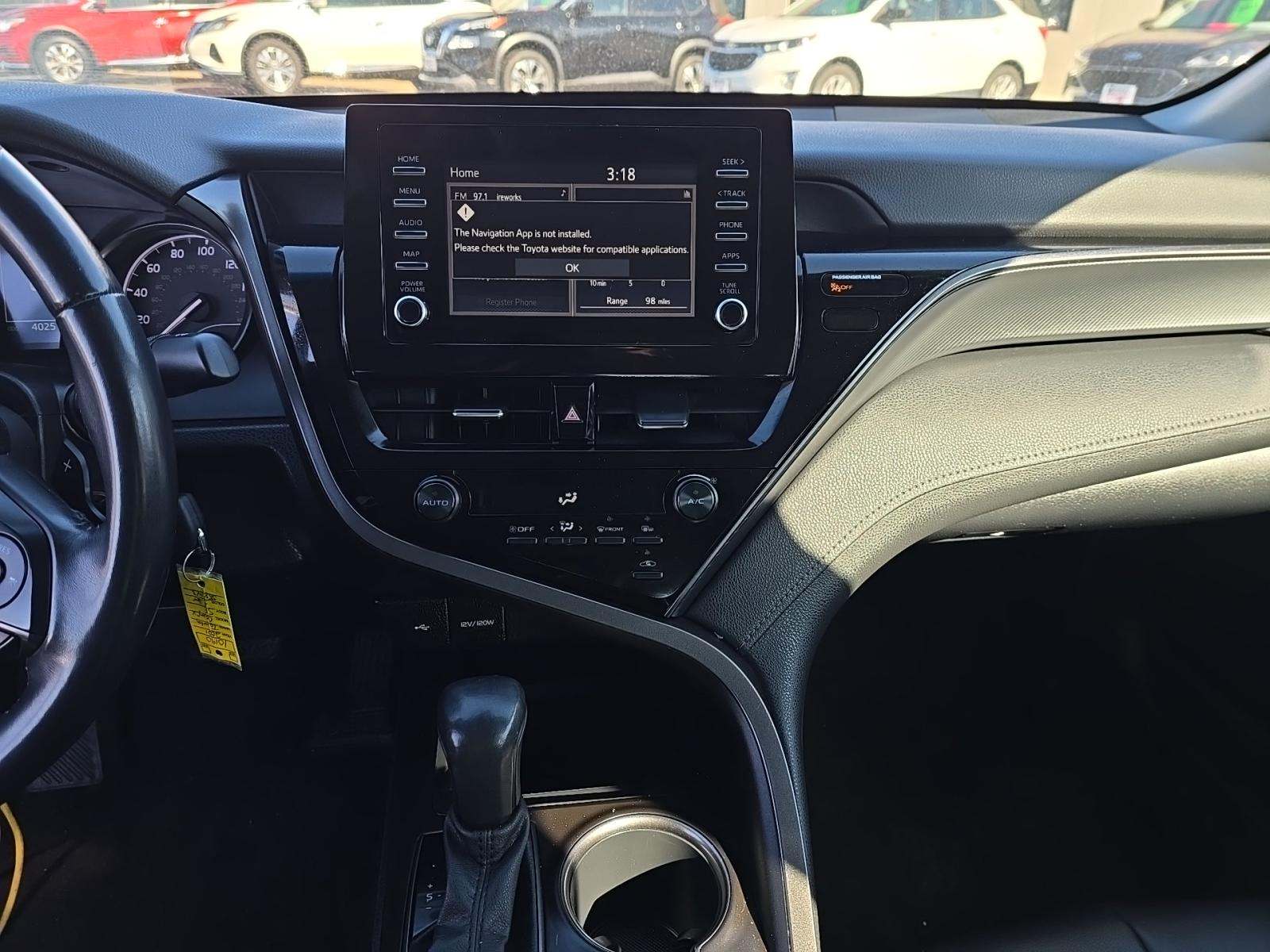 2021 Toyota Camry SE FWD