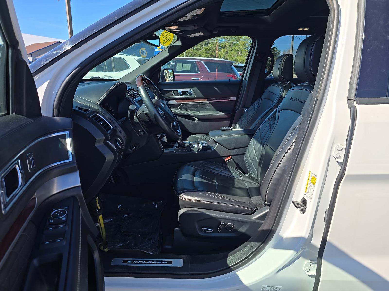 FORD EXPLORER - 2