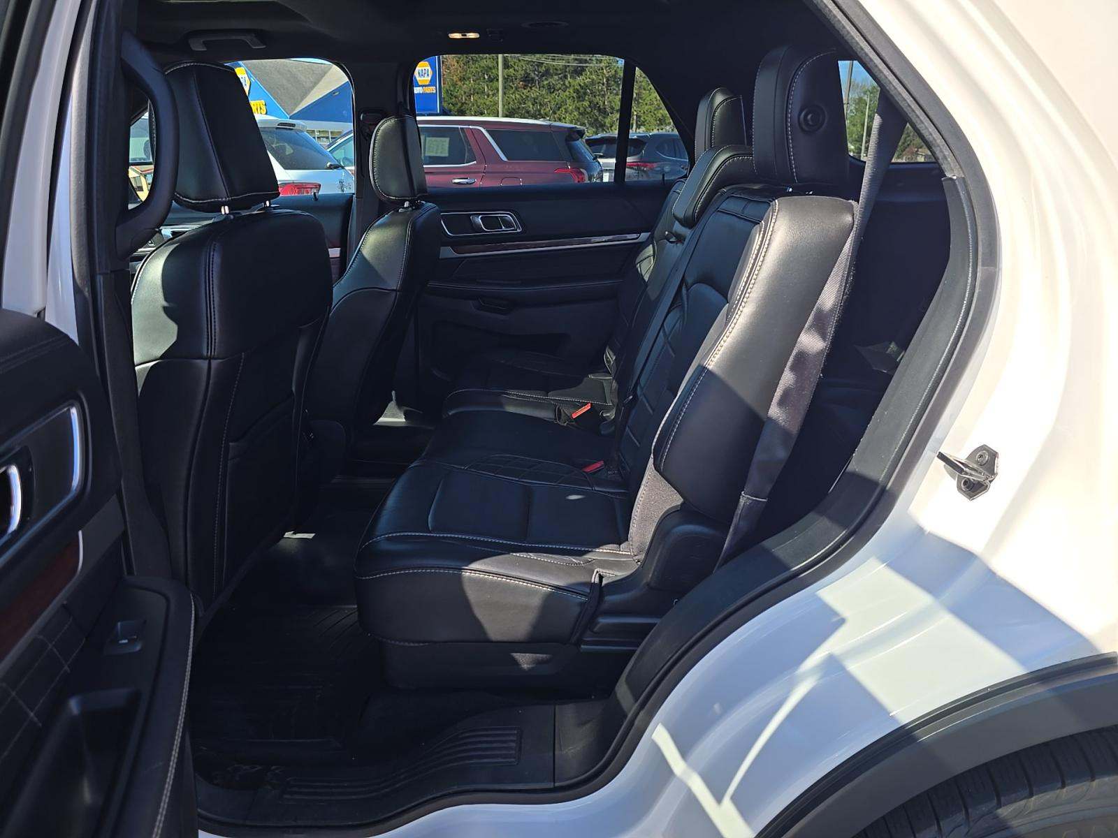 FORD EXPLORER - 9