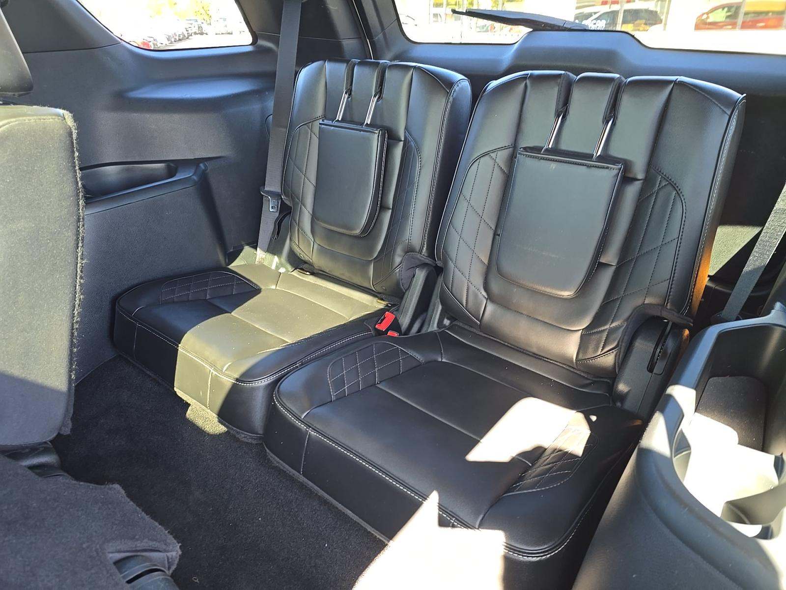 FORD EXPLORER - 10