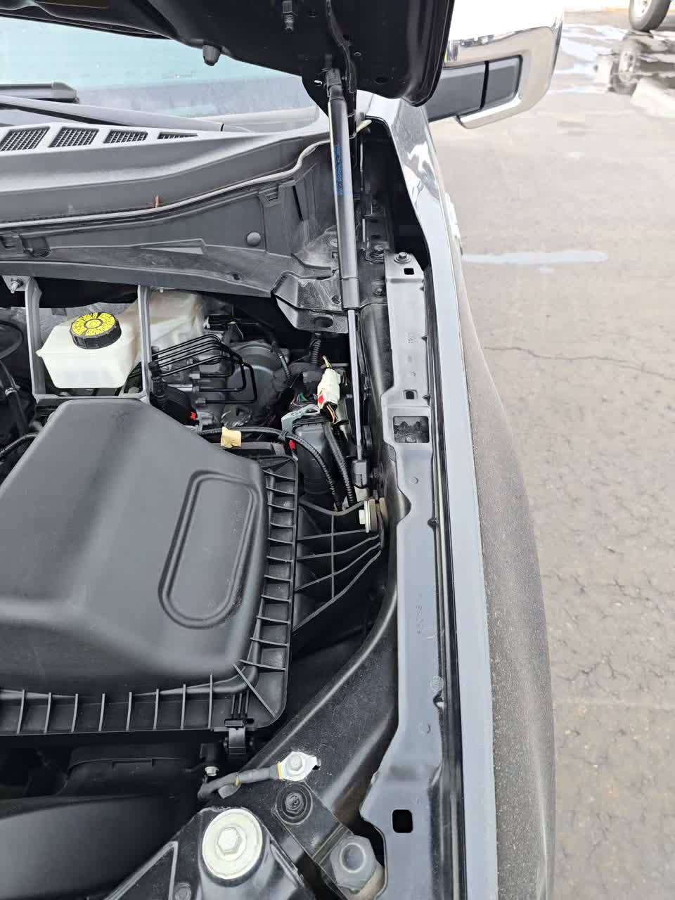 2023 Ford F-150 Lariat AWD