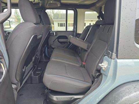 JEEP 4XE RUBICON - 9