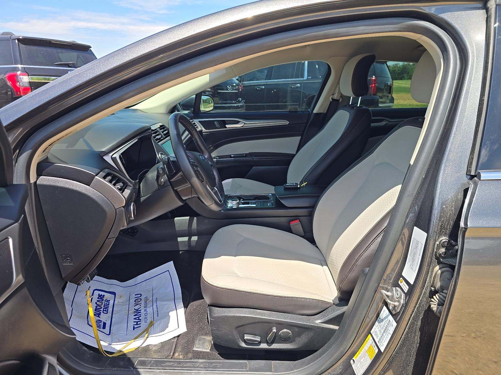 FORD FUSION - 2