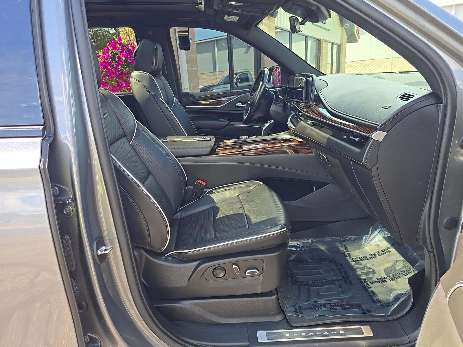 2022 Cadillac Escalade Premium Luxury AWD