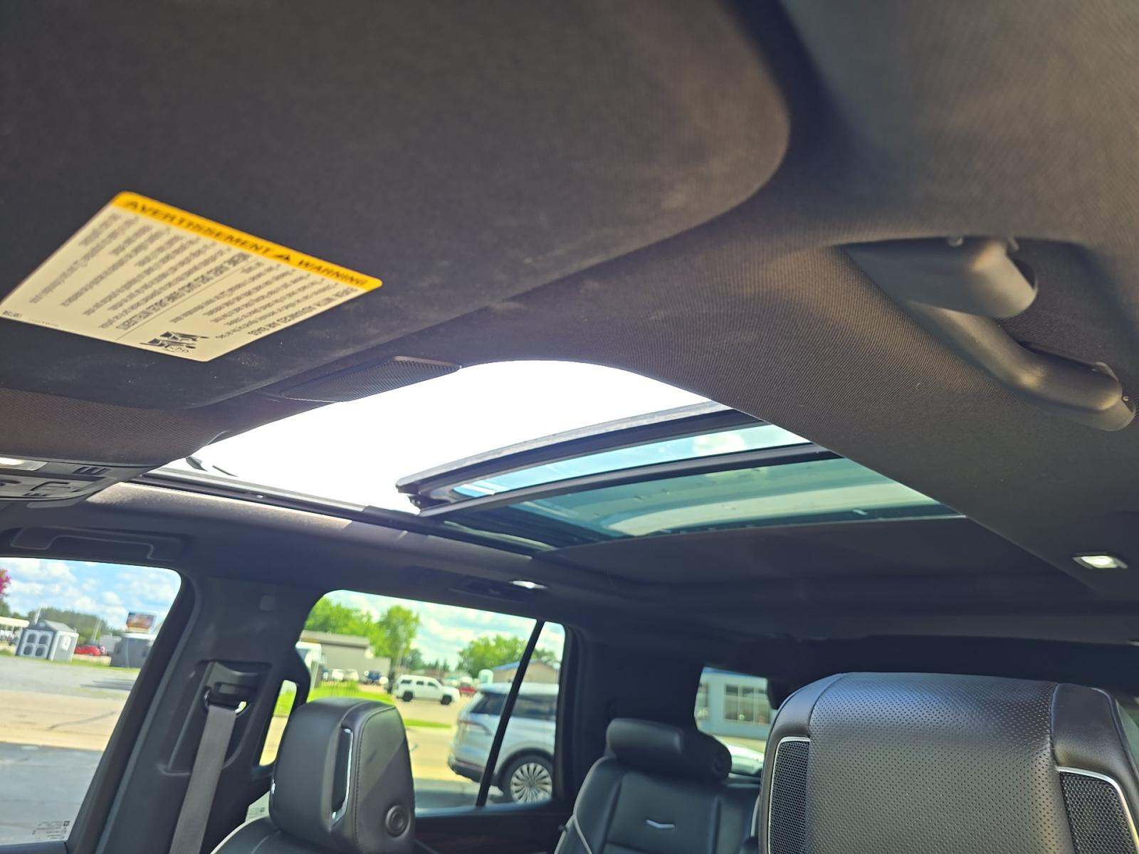 2022 Cadillac Escalade Premium Luxury AWD