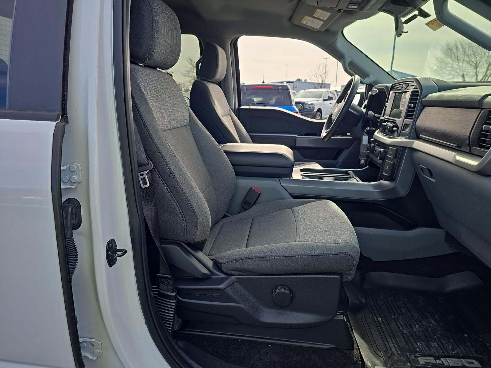 2022 Ford F-150 XLT AWD