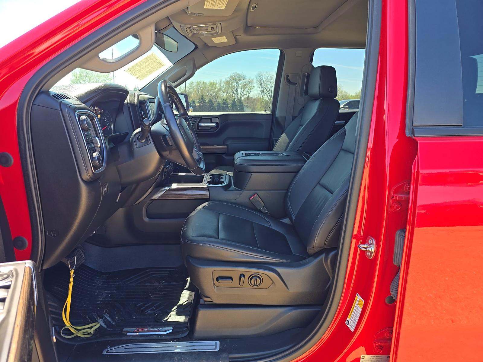 CHEVROLET SILVERADO - 2