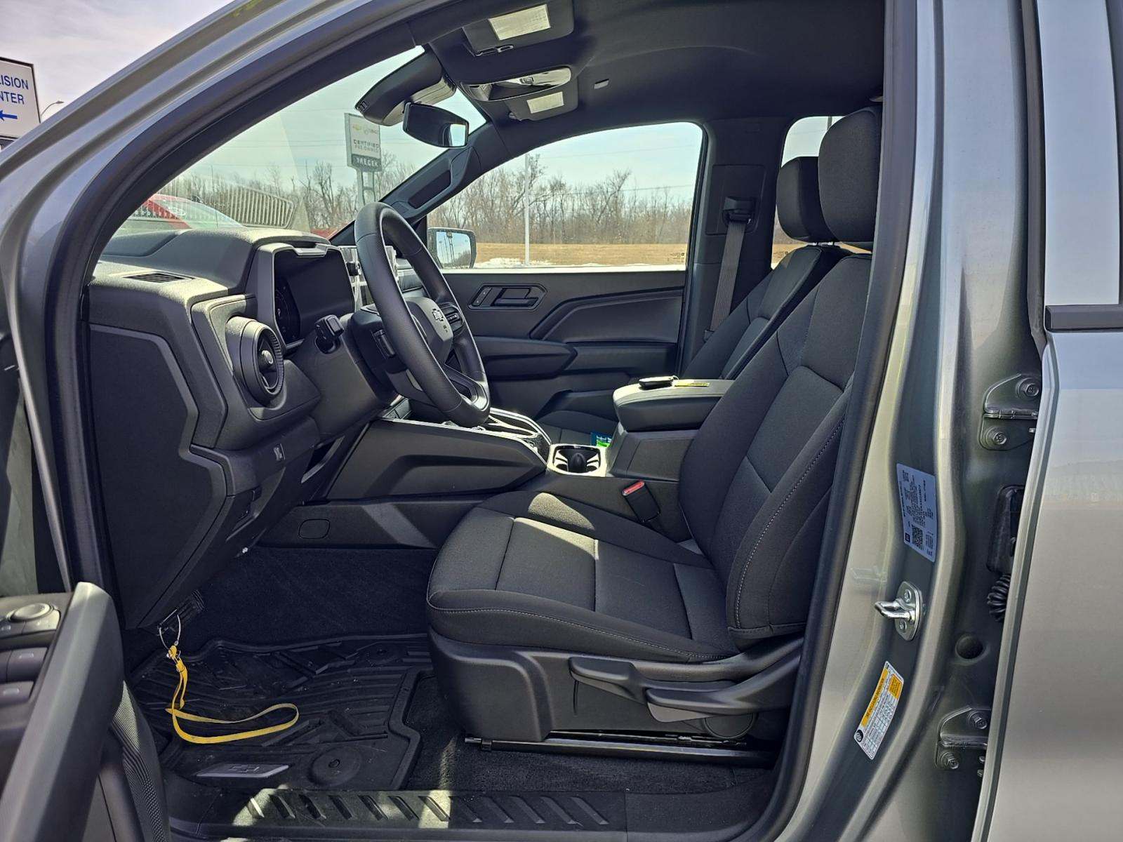 CHEVROLET SILVERADO - 2