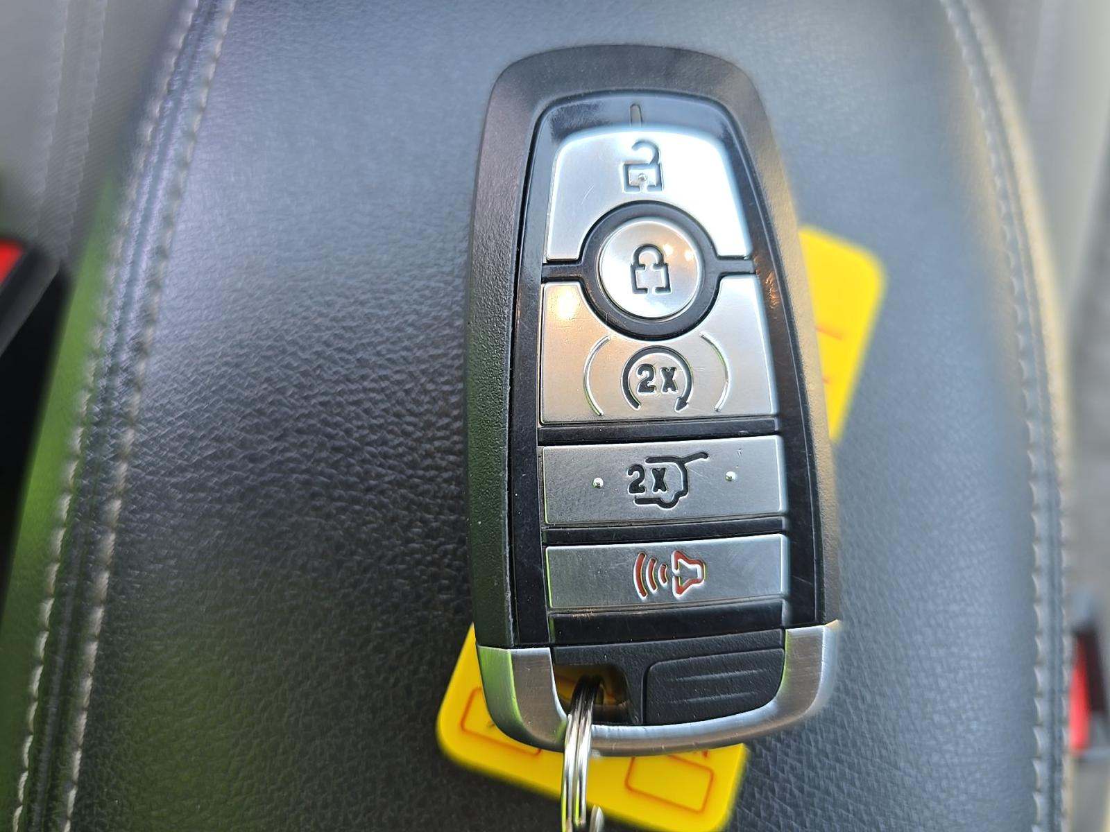 FORD ESCAPE - 8