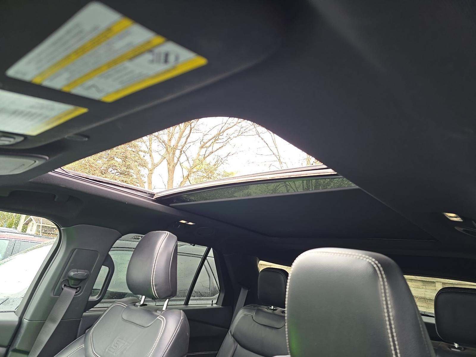 2024 Ford Explorer ST AWD