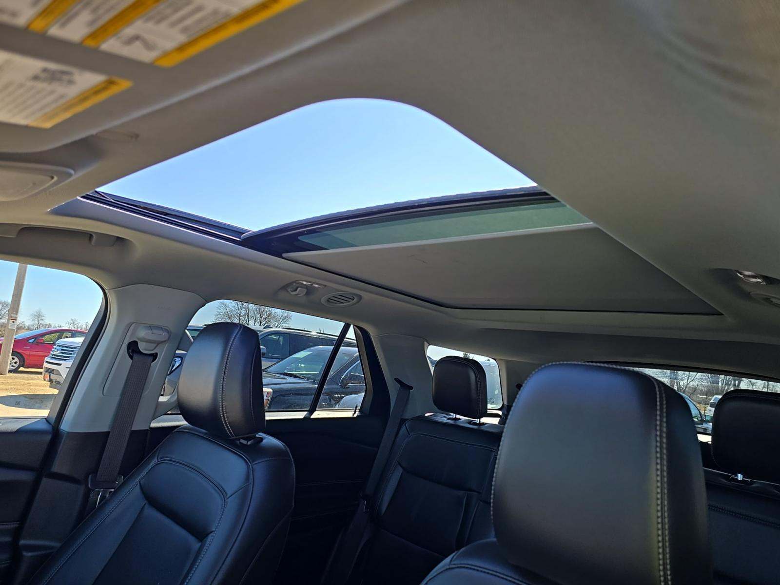 2023 Ford Explorer XLT AWD