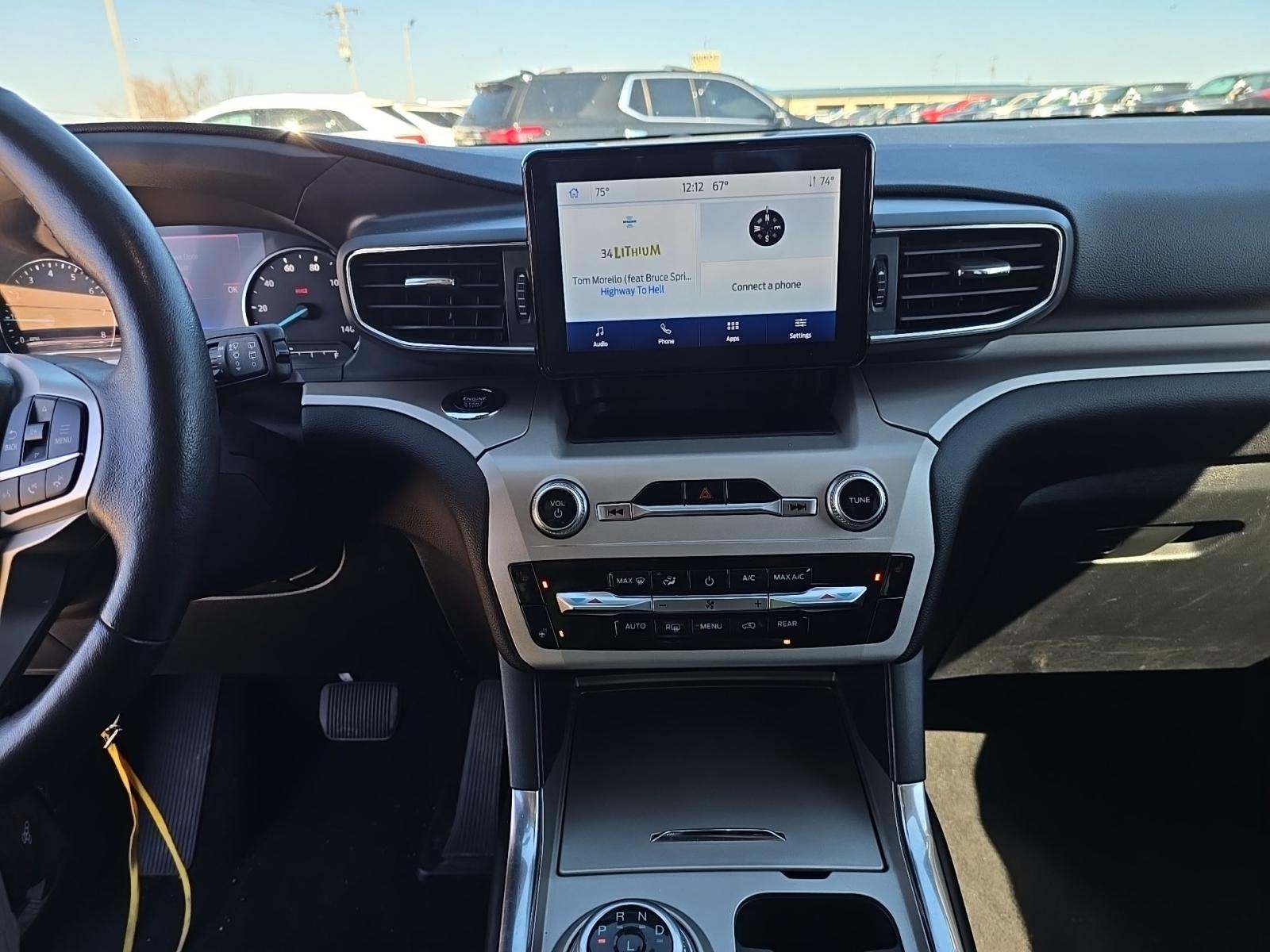 2023 Ford Explorer XLT AWD