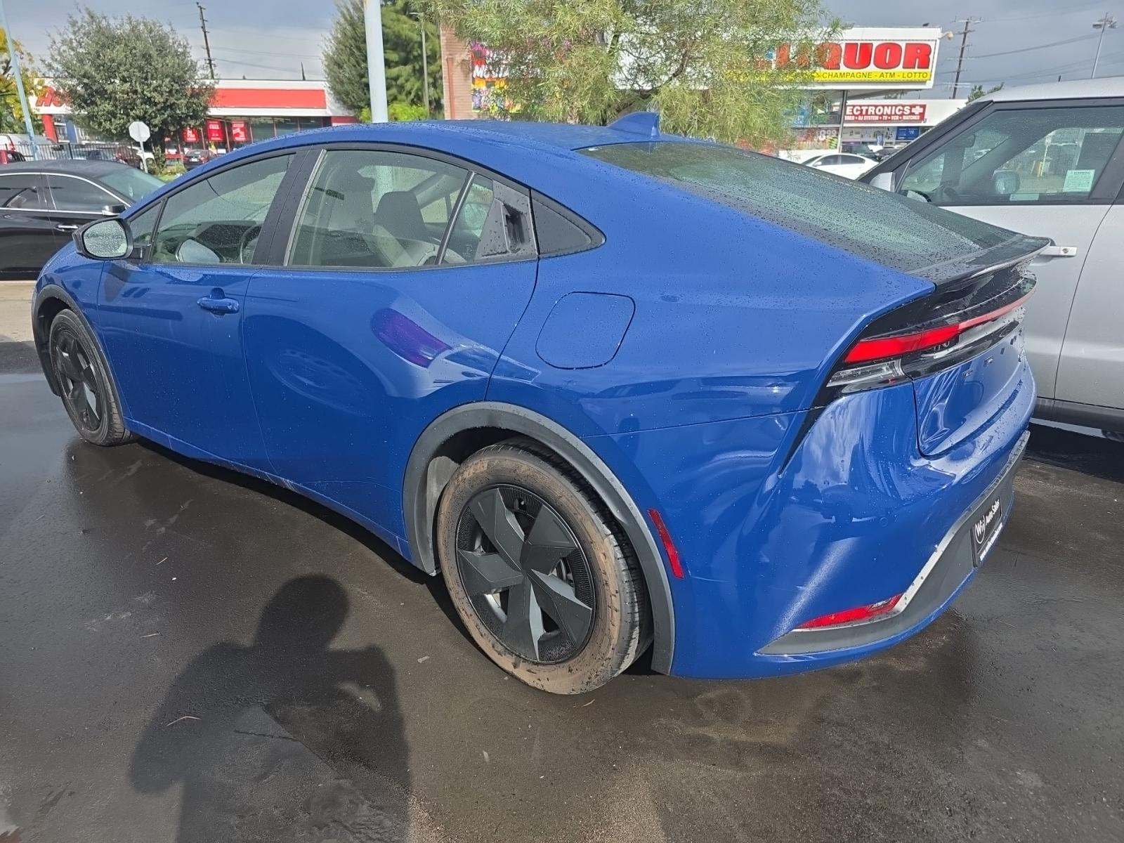 2024 Toyota Prius LE FWD