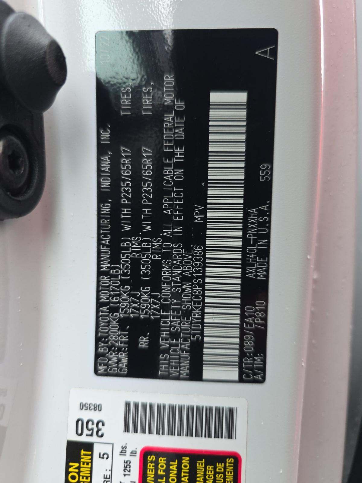 2023 Toyota Sienna XLE FWD