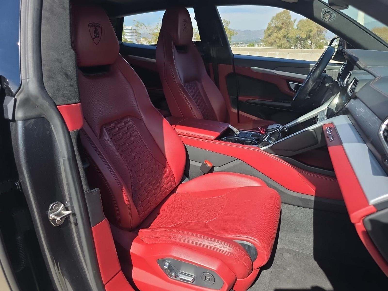 2020 Lamborghini Urus Base AWD