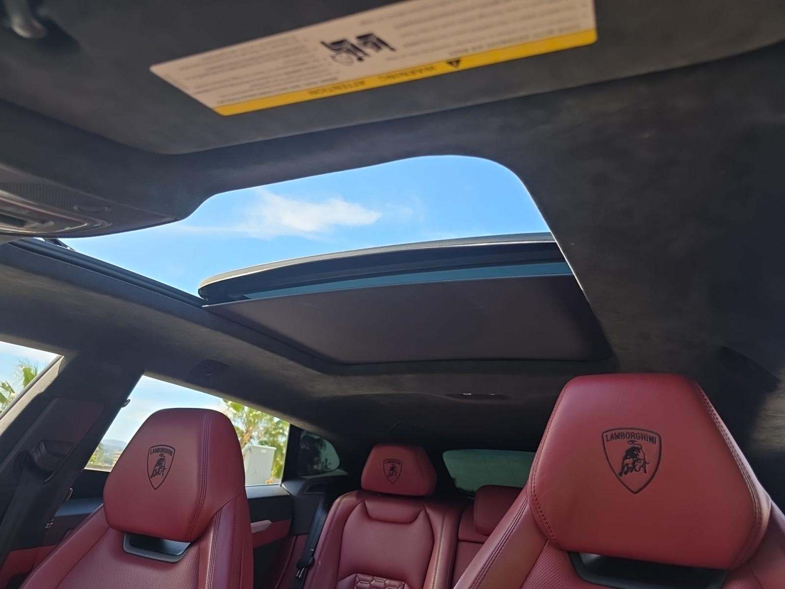 2020 Lamborghini Urus Base AWD