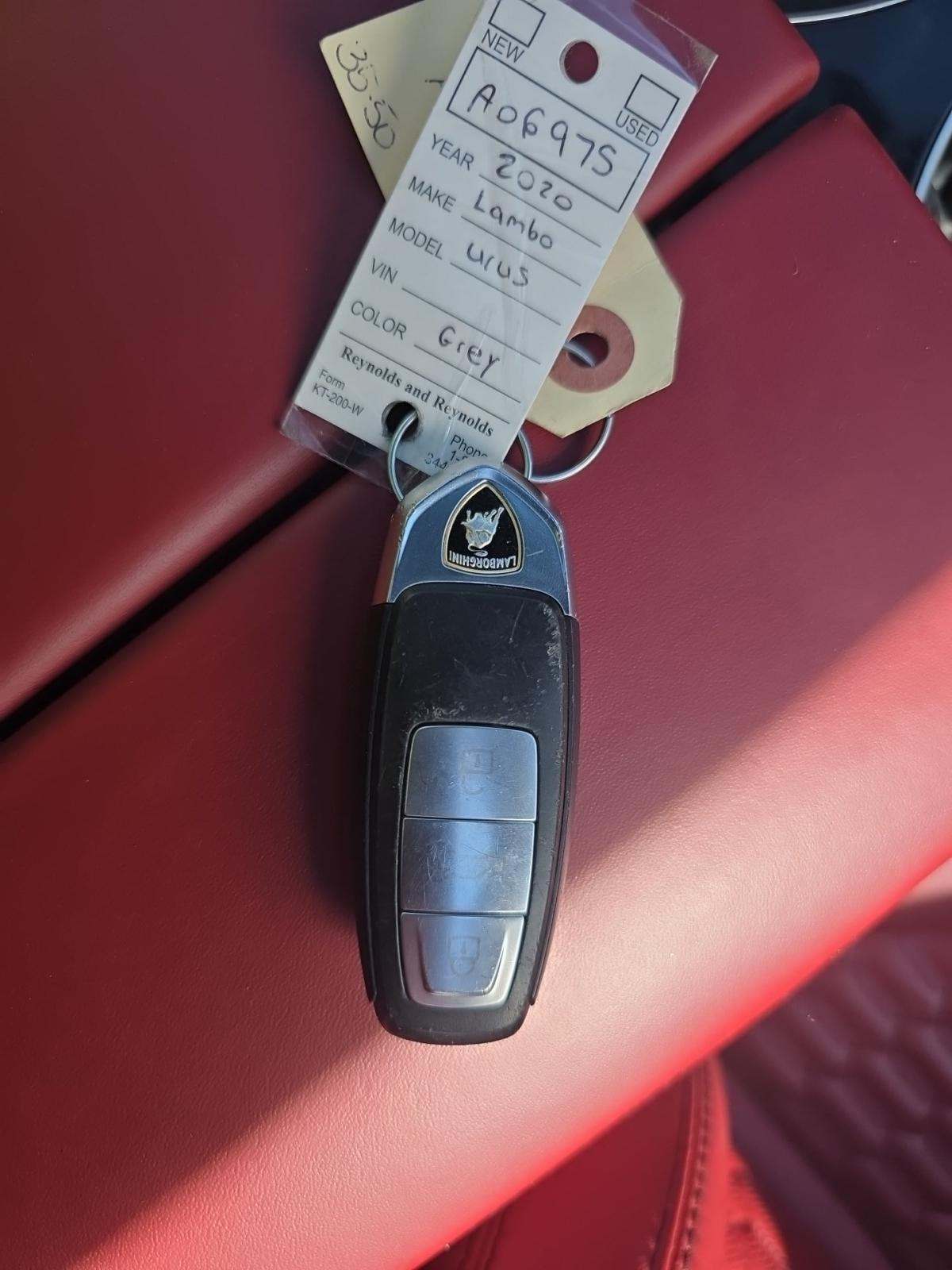 2020 Lamborghini Urus Base AWD