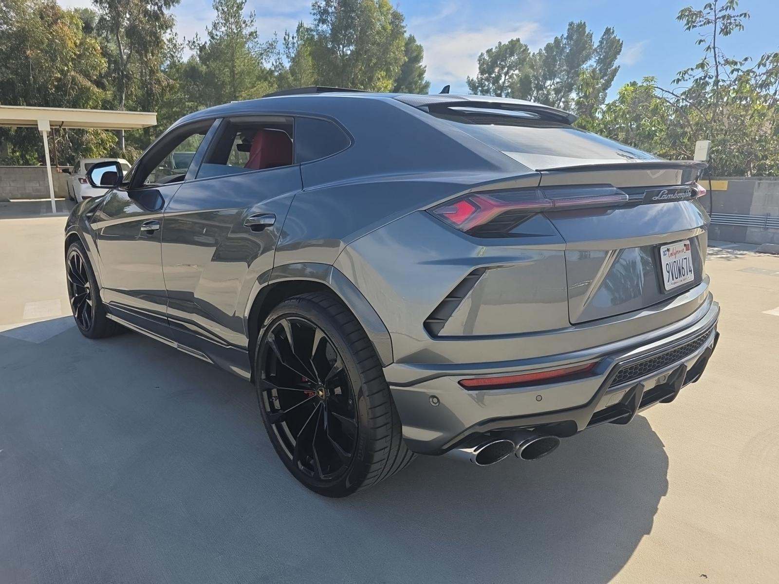2020 Lamborghini Urus Base AWD