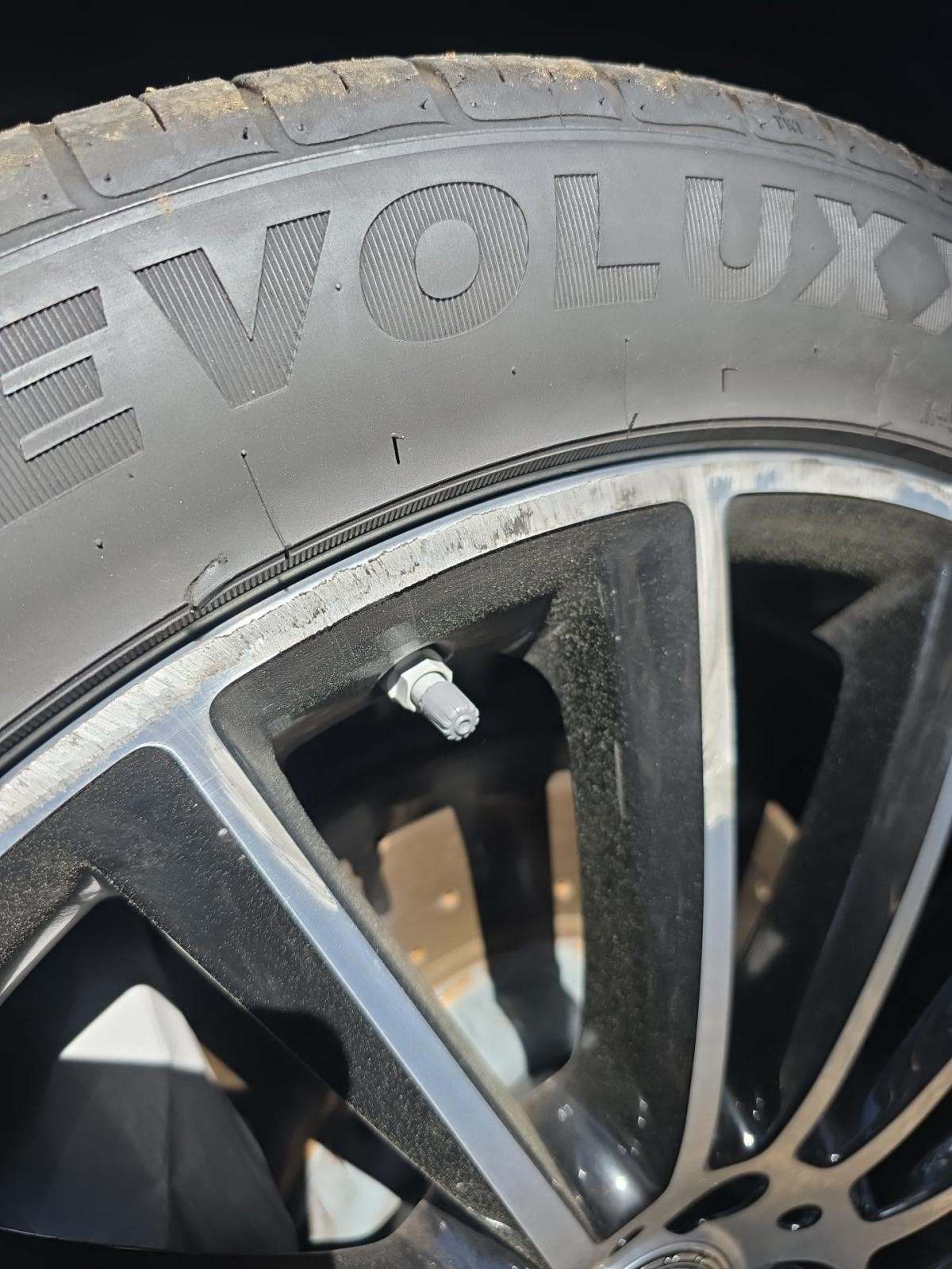 2023 Mercedes-Benz GLC GLC 300 AWD