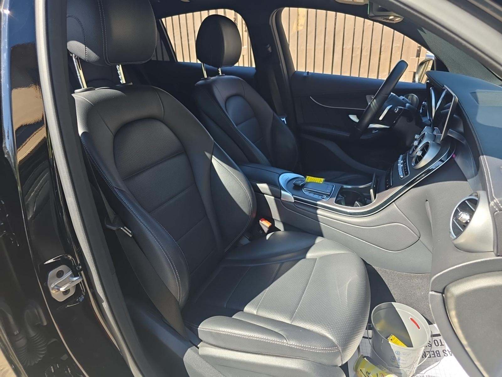 2023 Mercedes-Benz GLC GLC 300 AWD