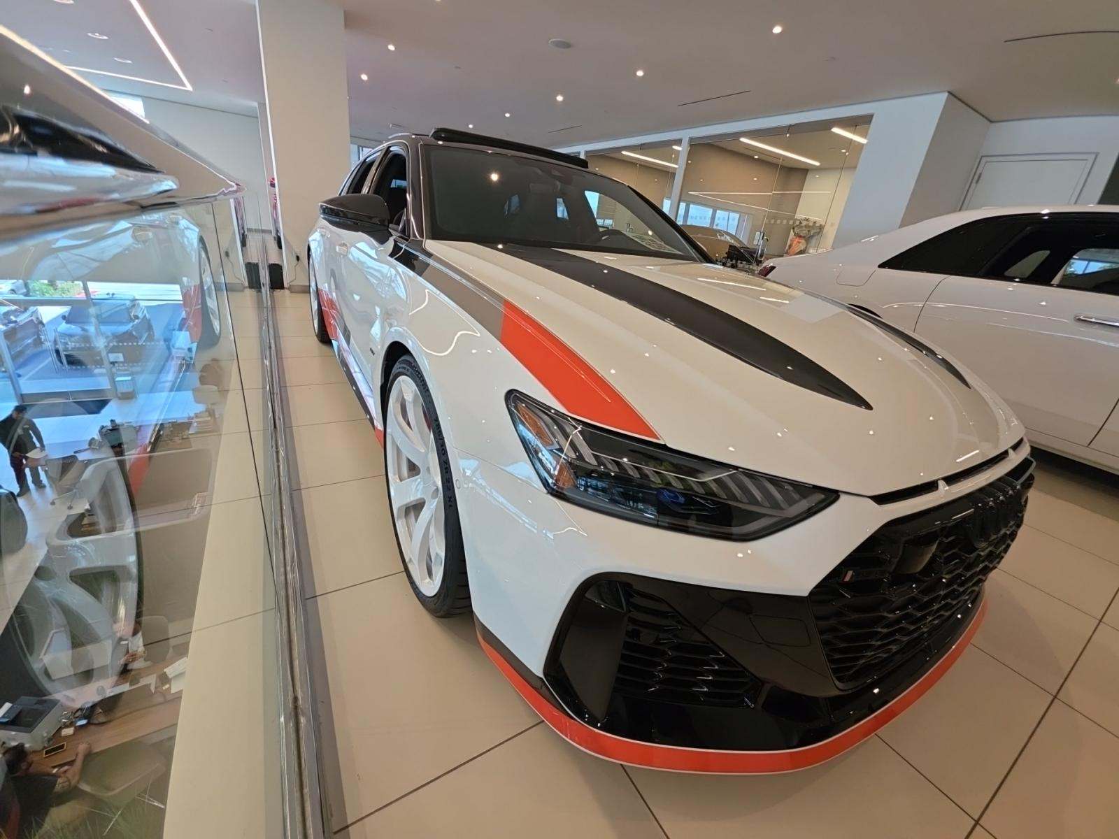 2025 Audi RS 6 Base AWD