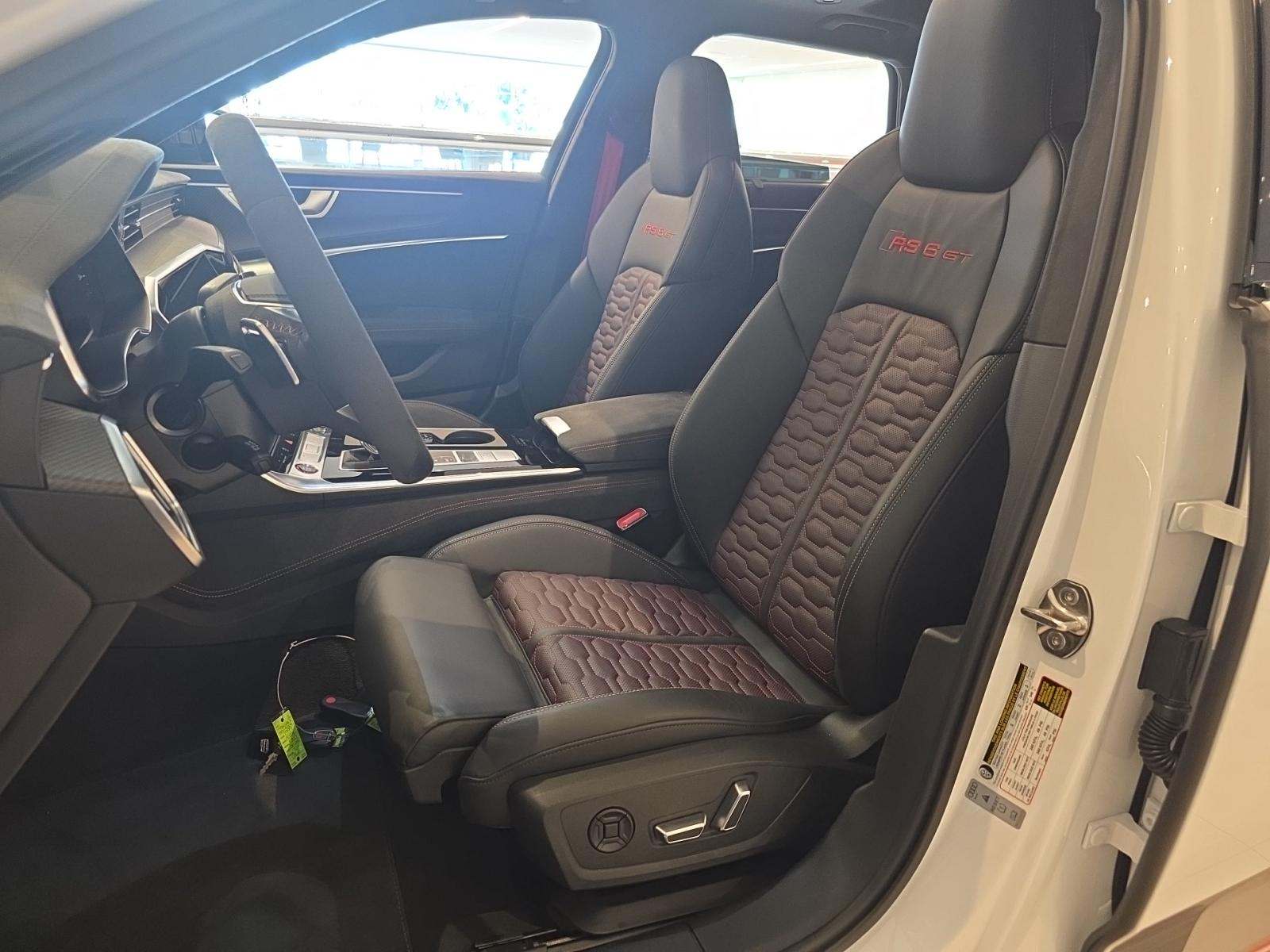 2025 Audi RS 6 Base AWD