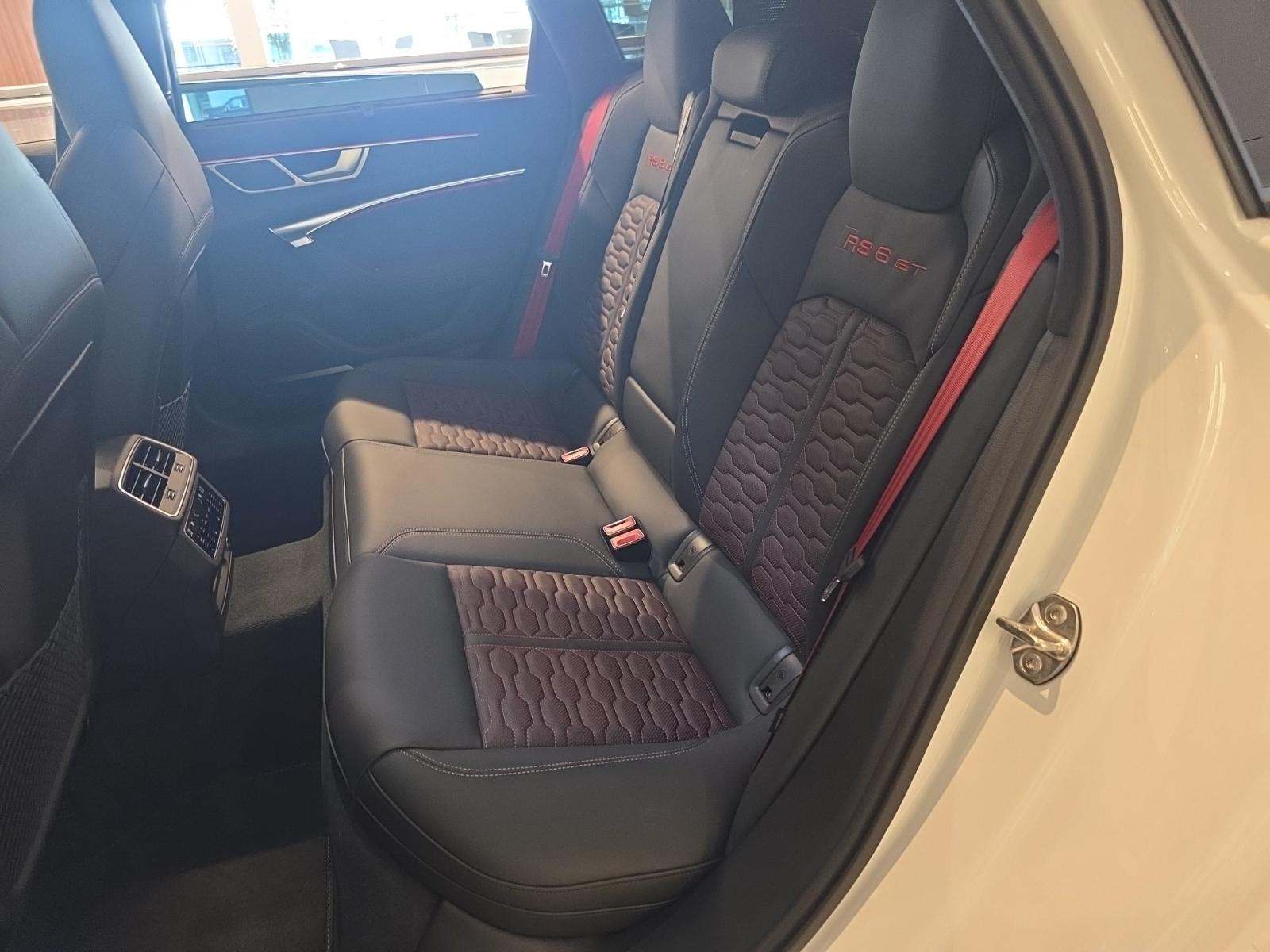 2025 Audi RS 6 Base AWD