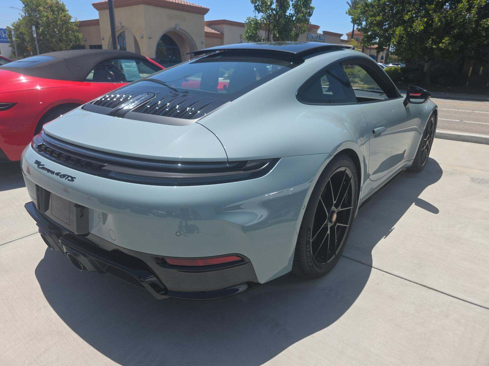 2025 Porsche 911 Carrera 4 GTS AWD