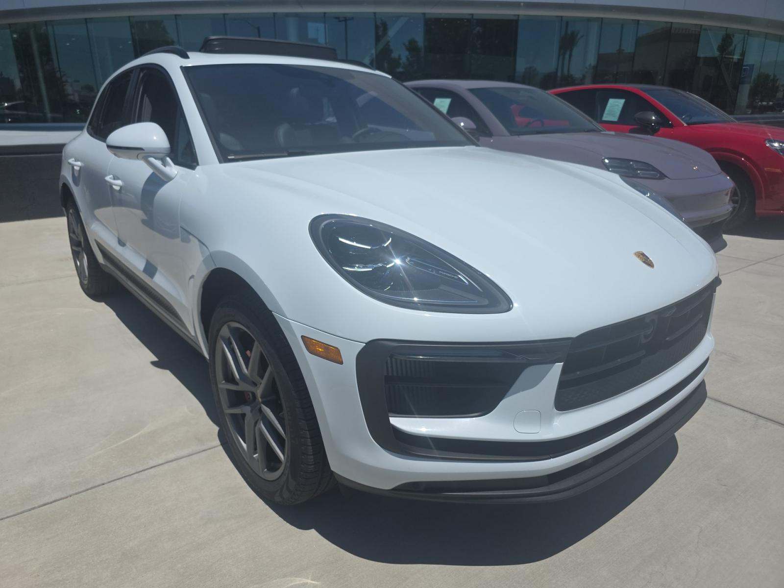 2025 Porsche Macan S AWD