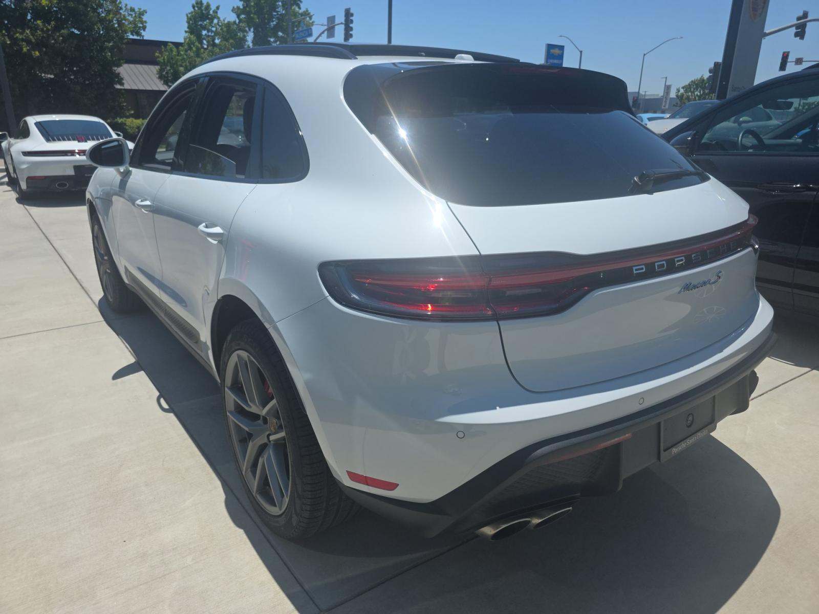 2025 Porsche Macan S AWD