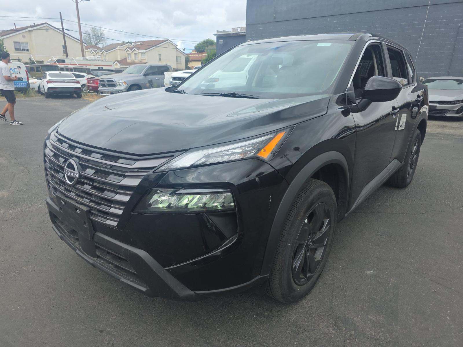 2026 Nissan Rogue SV AWD