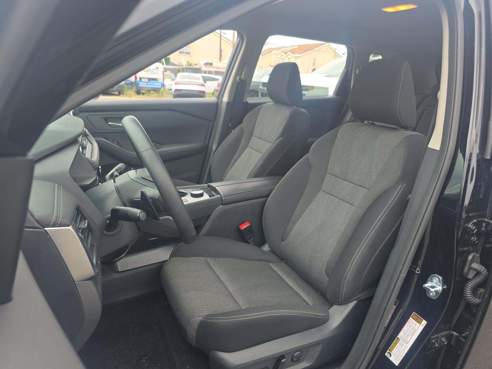 2026 Nissan Rogue SV AWD