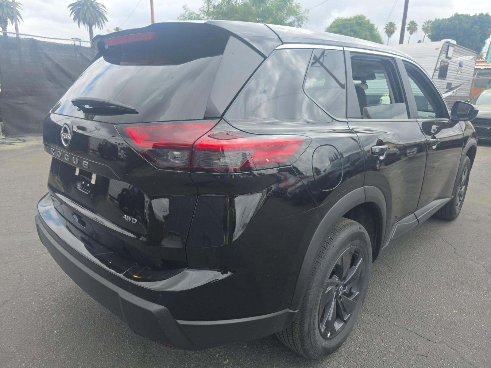 2026 Nissan Rogue SV AWD