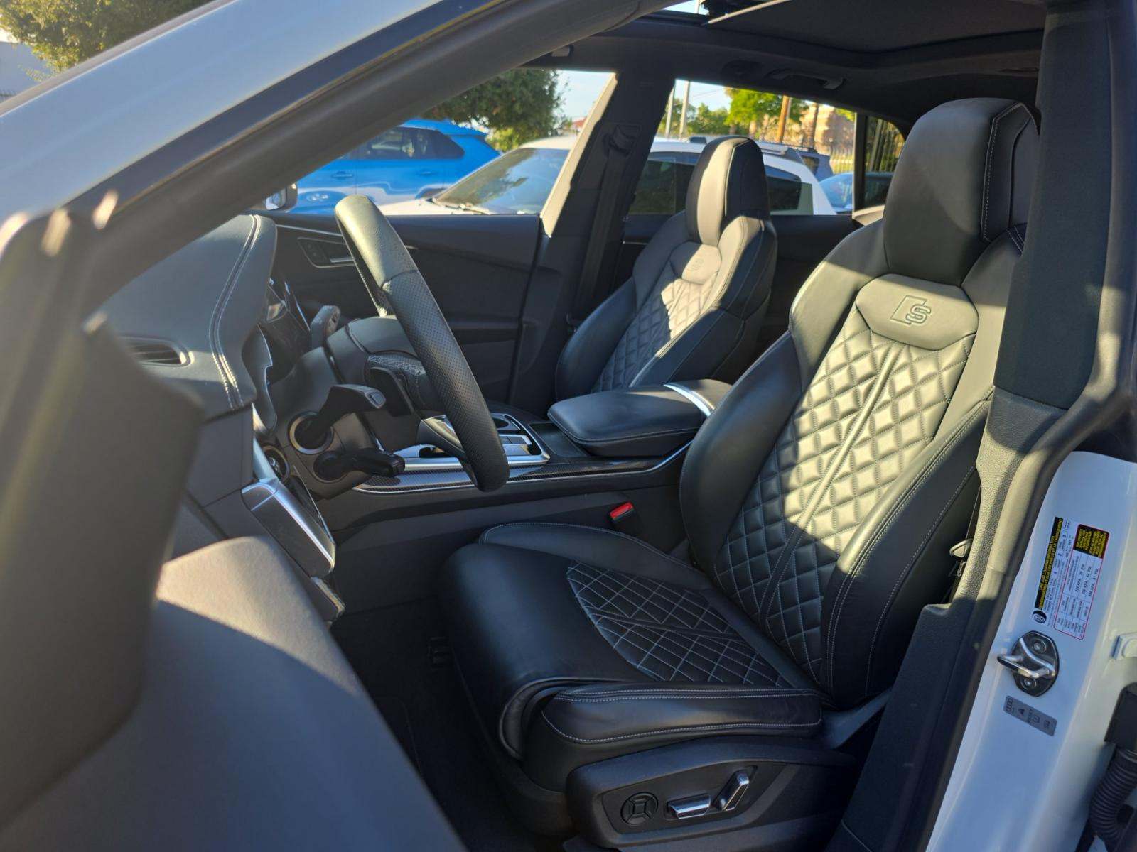 2022 Audi SQ8 Premium Plus AWD