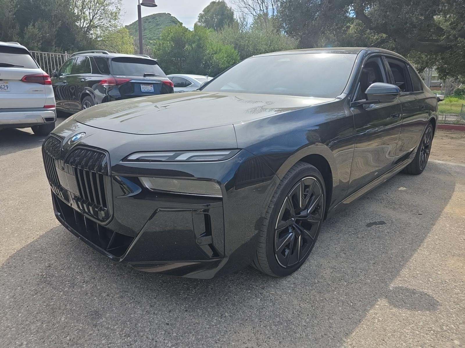 2025 BMW 7 Series 760i xDrive AWD