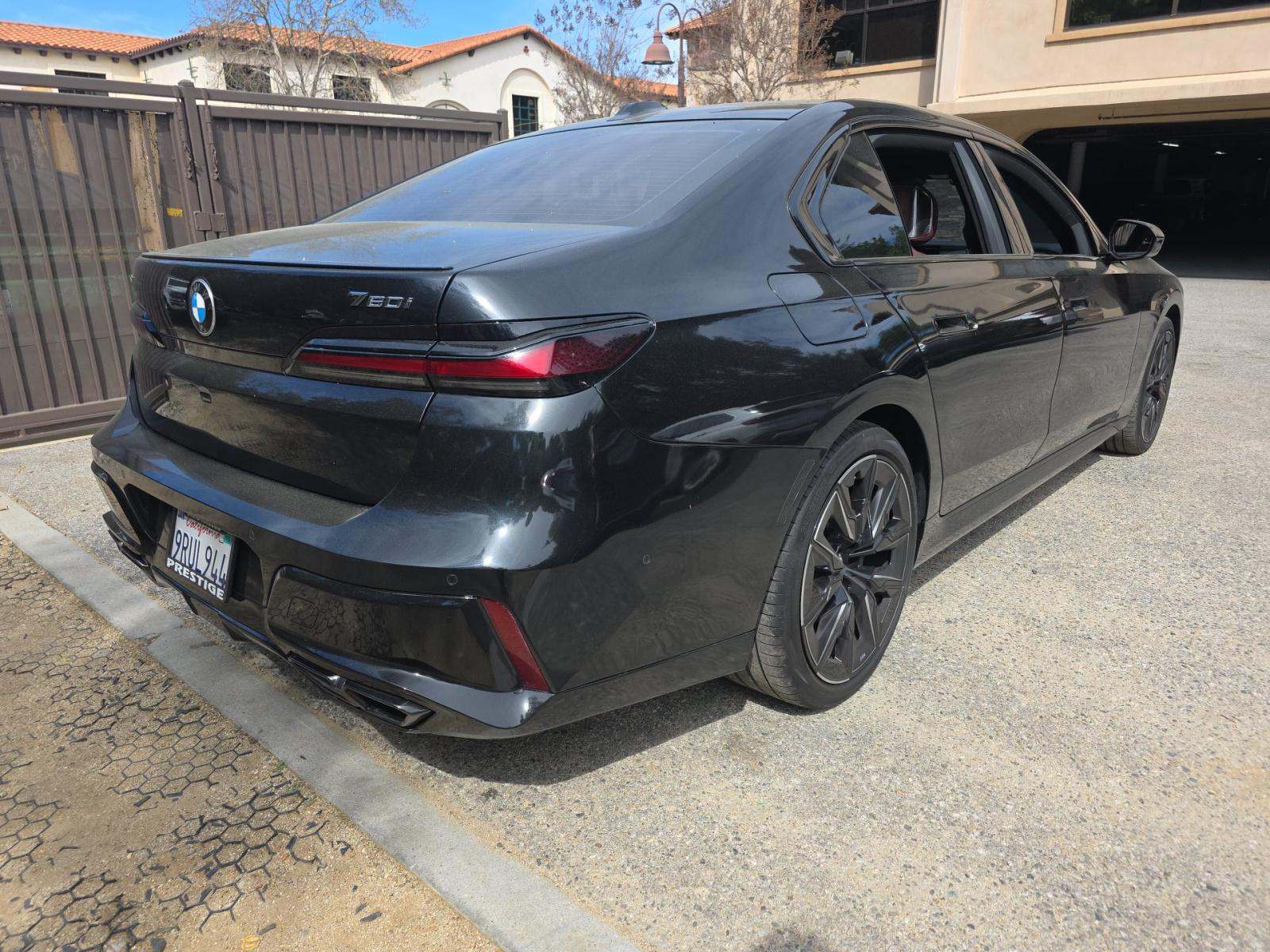 2025 BMW 7 Series 760i xDrive AWD