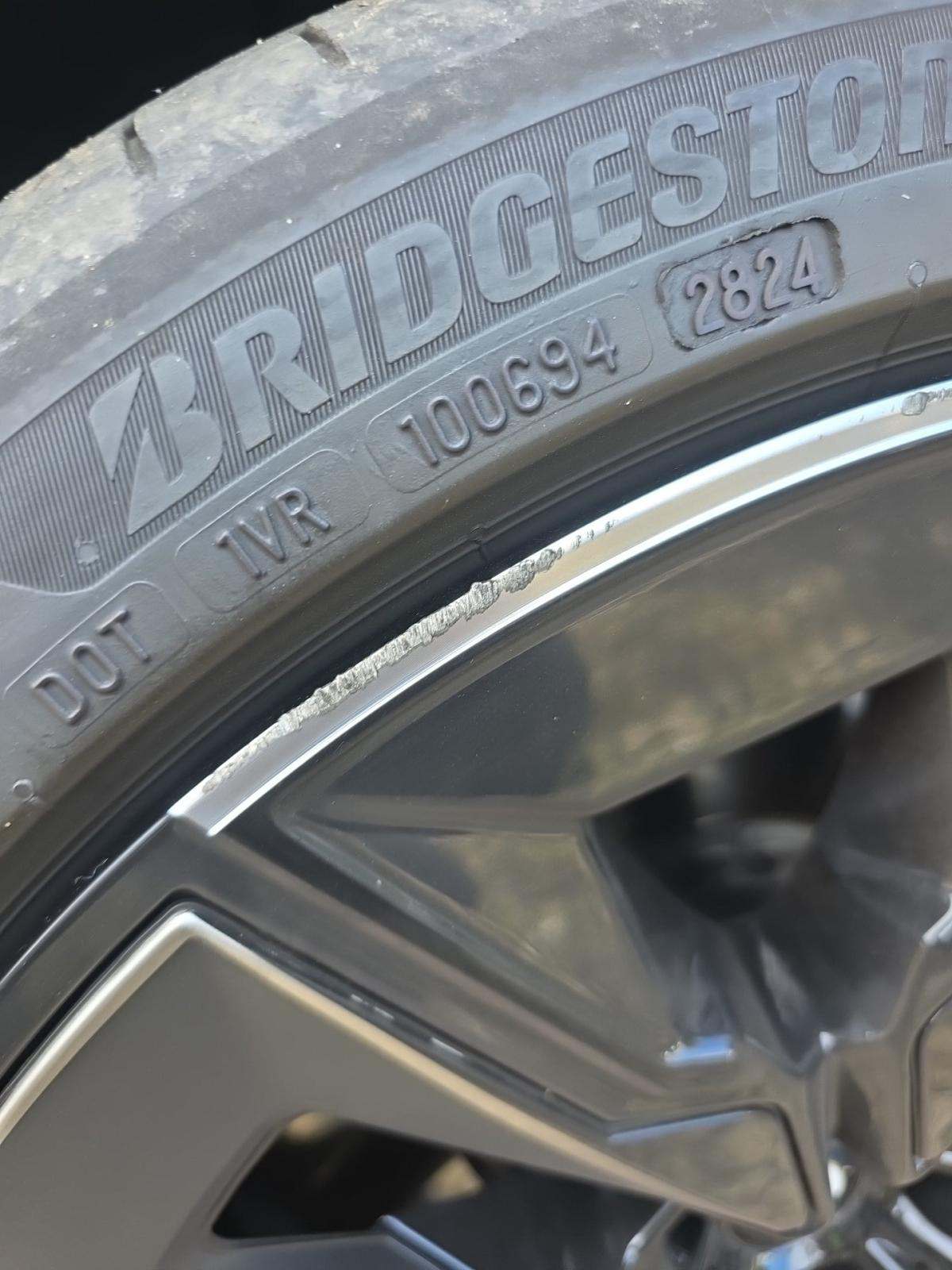 2025 BMW 7 Series 760i xDrive AWD