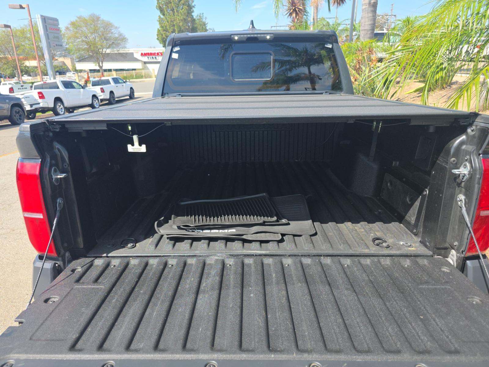 2024 Toyota Tacoma Hybrid TRD Off-Road AWD