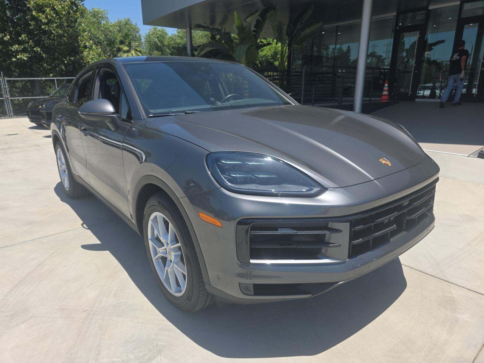 PORSCHE CAYENNE - 4