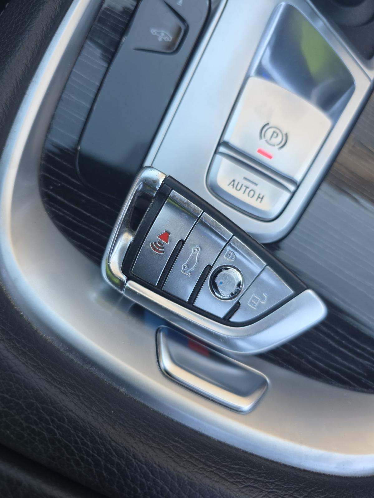 2019 BMW 7 Series 740i RWD